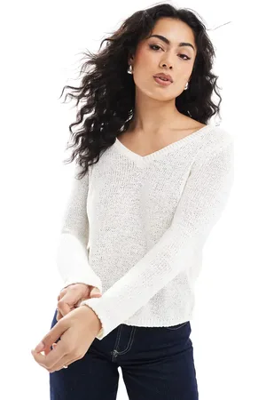 ONLY V-neck textured knitted jumper in stone