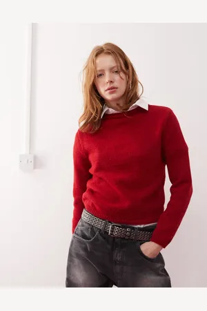 Reclaimed Crew neck knitted long sleeve jumper in cherry