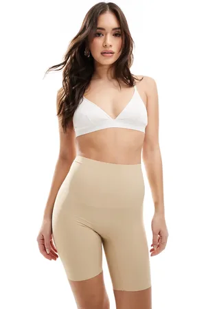 Pieces® Seamless shorts in beige