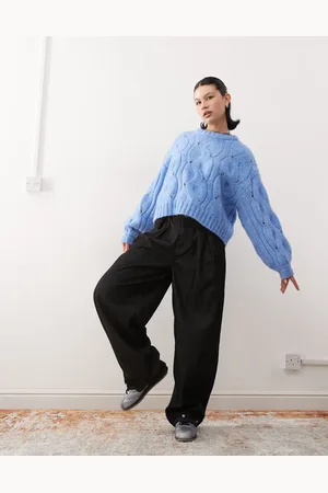 Monki Boxy cropped cable knit jumper in
