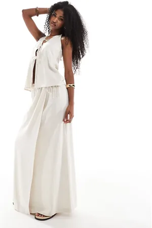4th & Reckless Linen blend wrap maxi beach skirt co-ord in beige