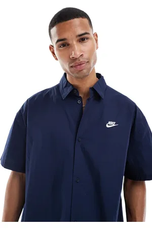 Nike Club woven shirt in dark