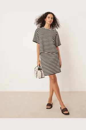 VILA Crochet knit mini skirt co-ord in and white