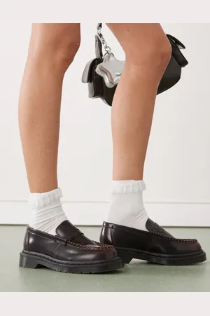Dr. Martens Penton loafers in cherry