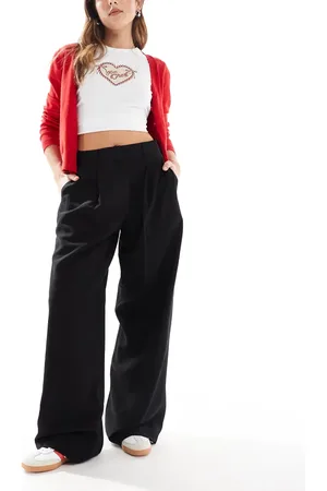 AWARE Drapey tailored dad trouser in