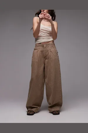 Topshop Clean pintuck wide leg jean in sand