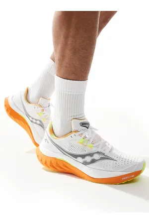 Saucony Endorphin Speed 4 running trainers in white and peel