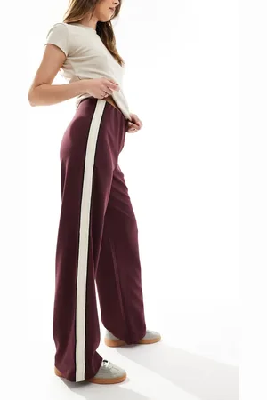 VERO MODA Loose pull on trousers with side stripe in burgundy