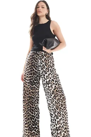 VERO MODA Wide leg pull on trousers in leopard print