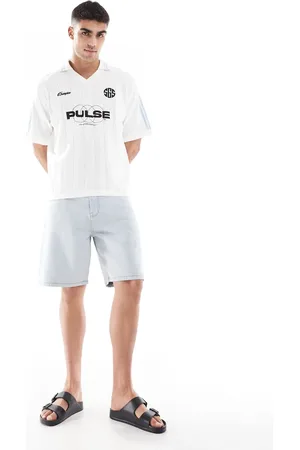 Pull&Bear Baggy denim shorts in light