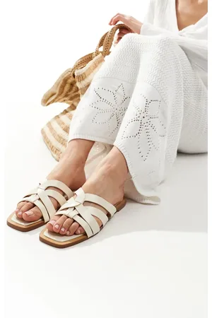 Stradivarius Strap detail flat sandal in ecru