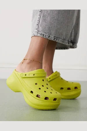 Crocs Bae clogs in kiwi