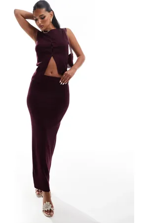 Kaiia Exclusive fine knit column maxi skirt co-ord in burgundy