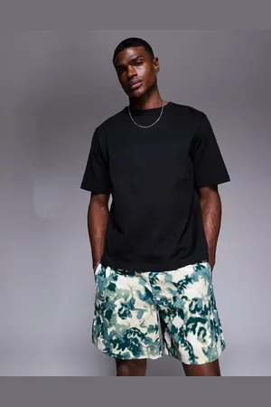 The North Face Class V Pathfinder logo shorts in print
