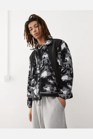 The North Face Polar Sun heavyweight pocket fleece jacket in liquid grey print