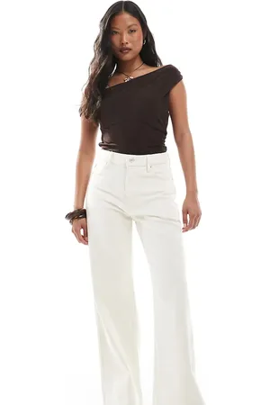 Pull&Bear Petite high rise wide leg jean in ecru