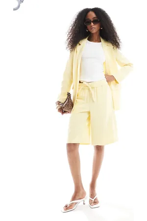 VERO MODA Mix and match longline tailored shorts co-ord in pale banana