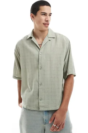 Only & Sons Relaxed fit textured revere collar shirt in light sage
