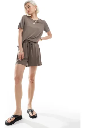 Pieces® Soft lightweight tie waist short co-ord in morel
