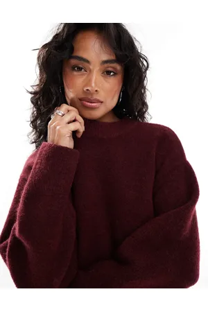 Stradivarius Soft touch round neck jumper in burgundy