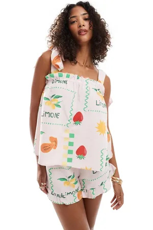 Pieces® High waist short co-ord in pale based fruit print
