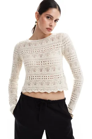 ASOS Crew neck mixed stitch jumper with scalloped hem in cream