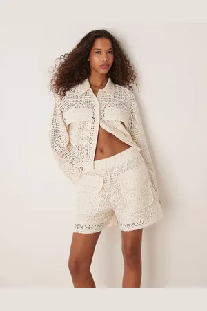 VILA Floral crochet short co-ord in birch cream