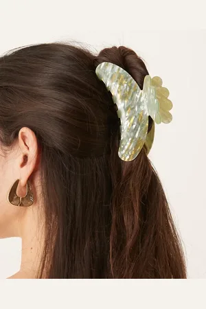 Sui Ava Helle Vacanza large hair claw in matcha