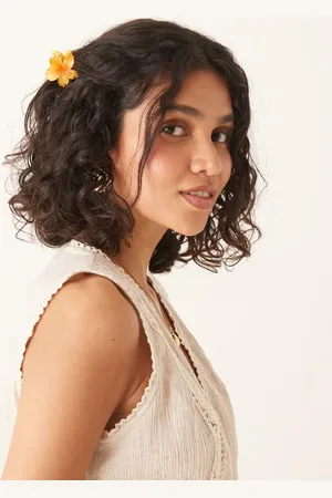 Sui Ava Plumeria flower mini hair clip in