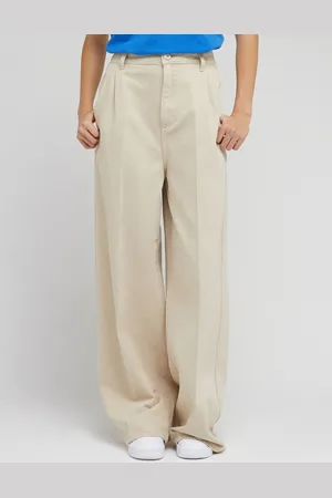 Lee Jeans