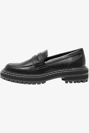 ONLY Beth Moccasins