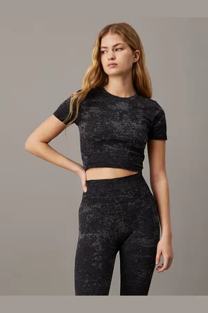 Calvin Klein Cropped Gym T-shirt
