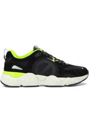 No Name Para mulher. QNVLNS0 Sapatilhas de camurça Krazee Runner pretas (44), Preto, Plano, Cordão, Casual