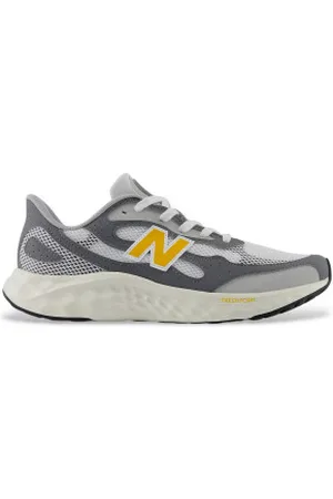 New Balance Para homem. MARISV4 Sapatilhas Fresh Foam Arishi v4 Tiralux cinzento (40), Plano, Cordão, Esportivo, , Multisport
