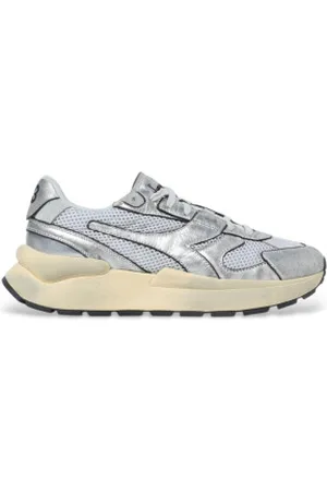 Diadora Para mulher. 201182391 Sapatilhas prateadas Heritage (41), Prata, Plano, Cordão, Casual