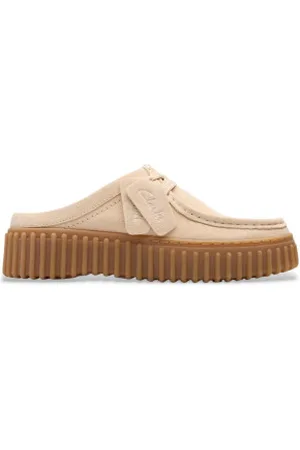 Clarks Para mulher. 26181197 Socas Torhill em pele (36), 3 a 5cm, Camurça, Cordão, Nenhum, Casual