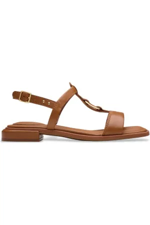 Clarks Para mulher. 26181242 Ariany Slingback Leather Sandals castanho (40), Couro, Marrom, Plano, 1 a 3cm, Fivela, Casual