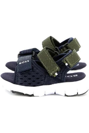 HUGO BOSS Para menino. J52159 Sandálias com tiras cruzadas azul-marinho (22), Plano, Velcro, Casual, moda infantil