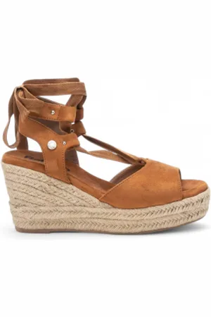 Refresh Para mulher. 17077105-CAMEL Sandálias 170771 castanho (37), Marrom, 8 a 10cm, Camurça, Cordão, Casual