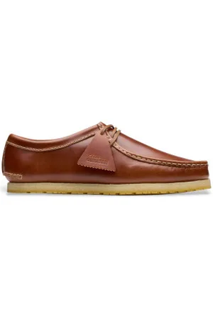 Clarks Para homem. 26181128 Mocassins Godney Lace em pele castanha (40), Couro, Marrom, Plano, Cordão, Casual