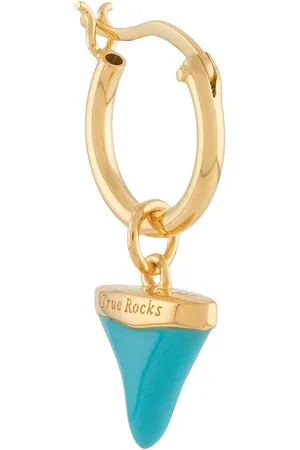 TRUE ROCKS Single shark tooth hoop earring