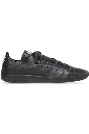 Balenciaga Low-top leather sneakers