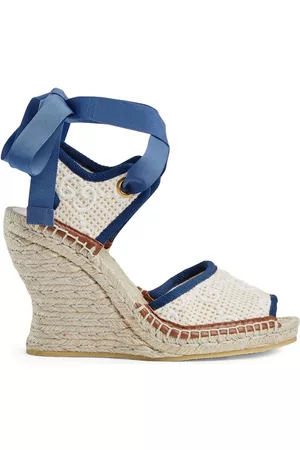 Gucci Mulher Alpercatas - GG logo lace-up espadrille sandals