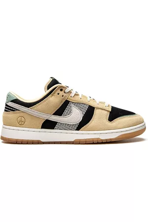 Nike Homem Sapatilhas - Dunk Low SE "Rooted In Peace" sneakers