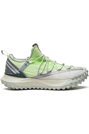 Nike ACG Mountain Fly Low SE sneakers