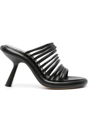 vic matiè Strappy leather sandals