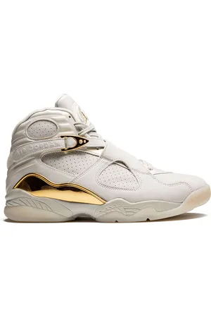 Jordan Air 8 Retro C&C "Trophy" sneakers