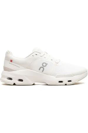 On Running Cloudpulse "Undyed/Frost" sneakers