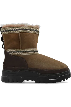 UGG 44mm Classic Mini TrailGrazer boots