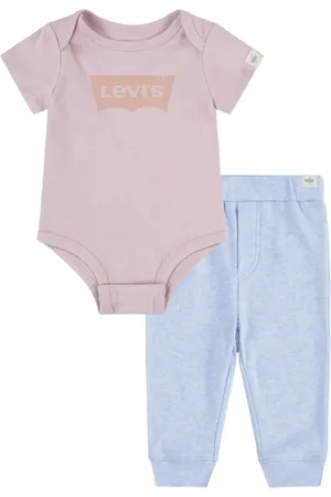 Levi